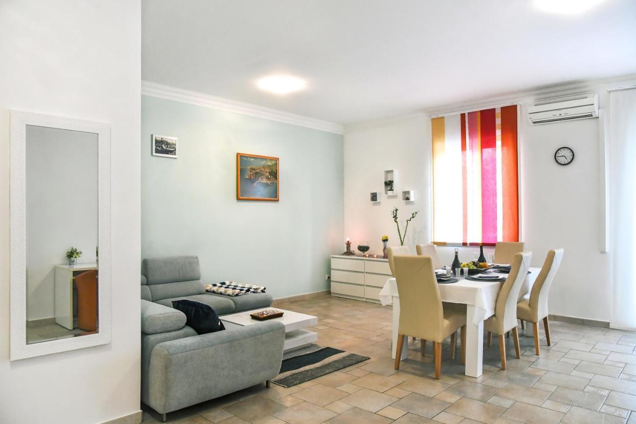 Appartement Apartman Lui à Rijeka Extérieur photo