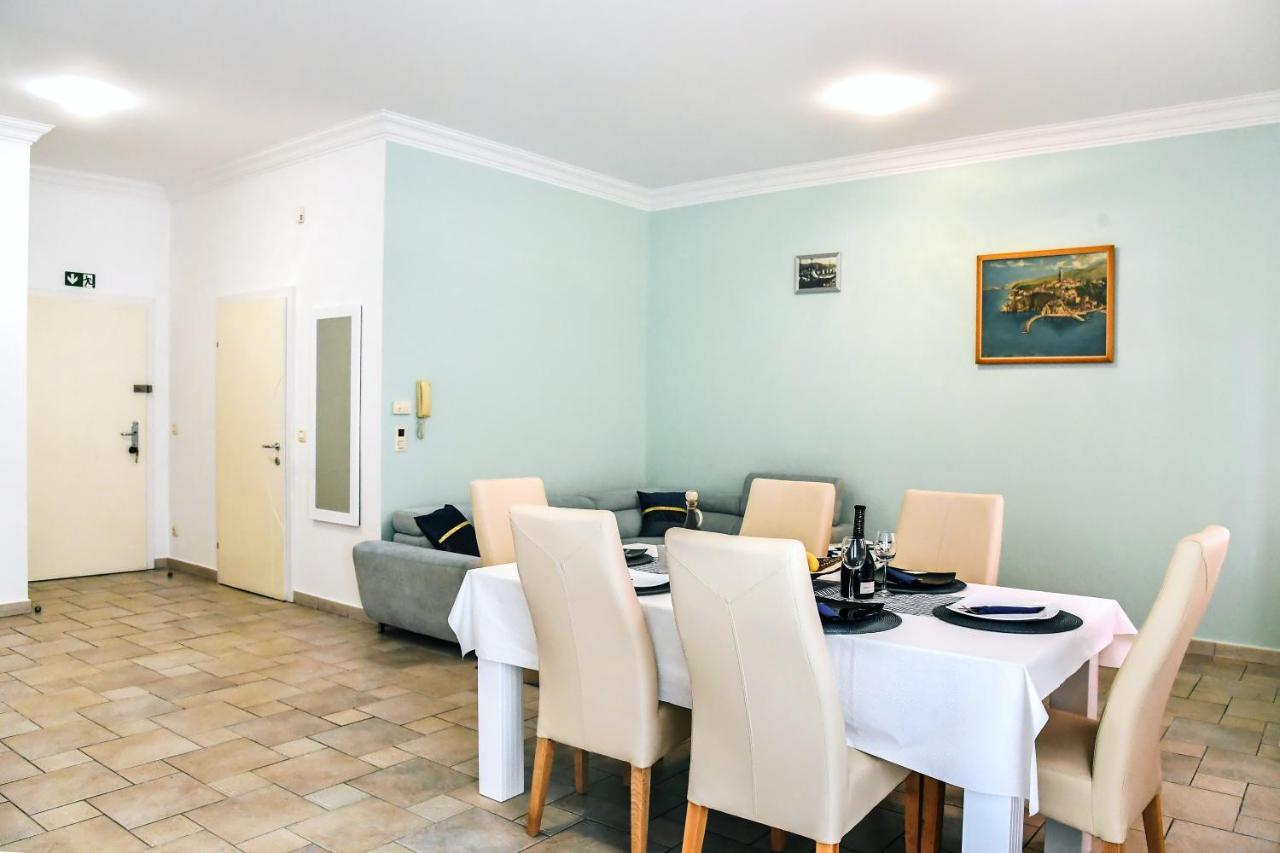 Appartement Apartman Lui à Rijeka Extérieur photo